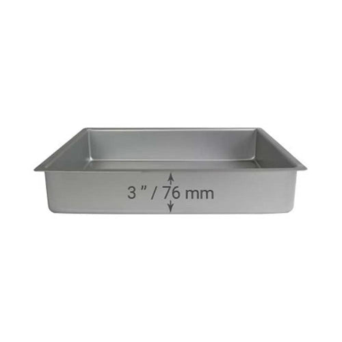 Aluminum Oblong Cake Pan  40.64 cm x 30.48 cm x 7.62 cm