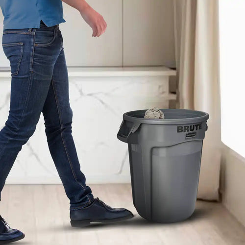 Rubbermaid 121L Brute Container Without Lid Gray