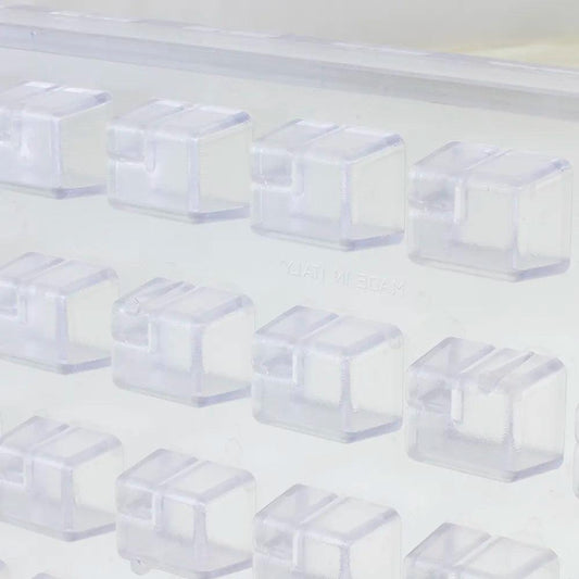 Martellato Polycarbonate Square V Marked Mould 28 Slots 2.2X2.2X2.2CM Per Slot - HorecaStore