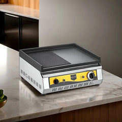 Tribeca Gas Burner Casting Grill, 2000 W